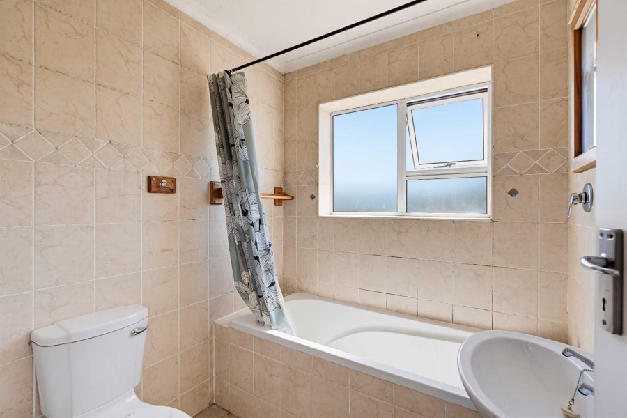 2 Bedroom Property for Sale in Protea Heights Western Cape